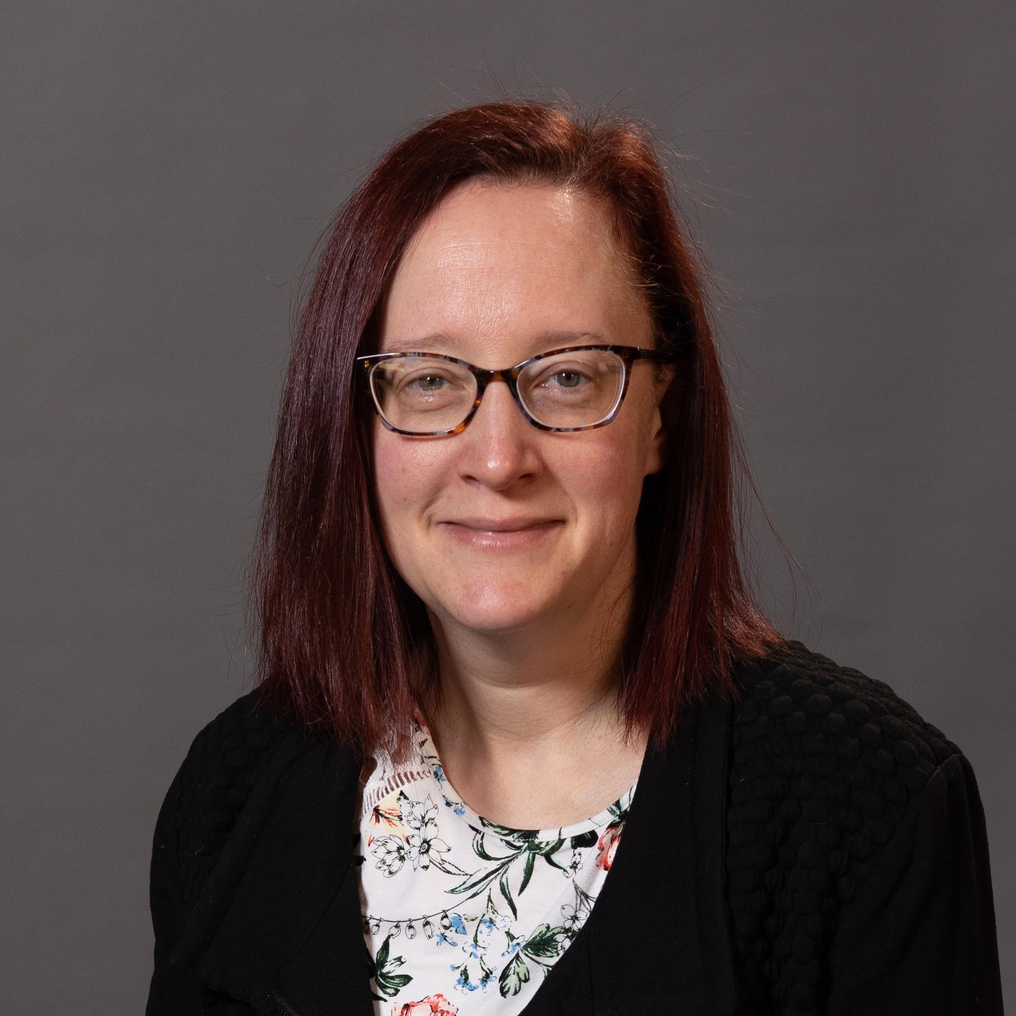 Melissa Buelow headshot.