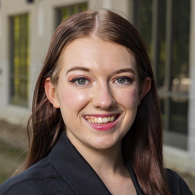 Chelsea Shipley headshot.