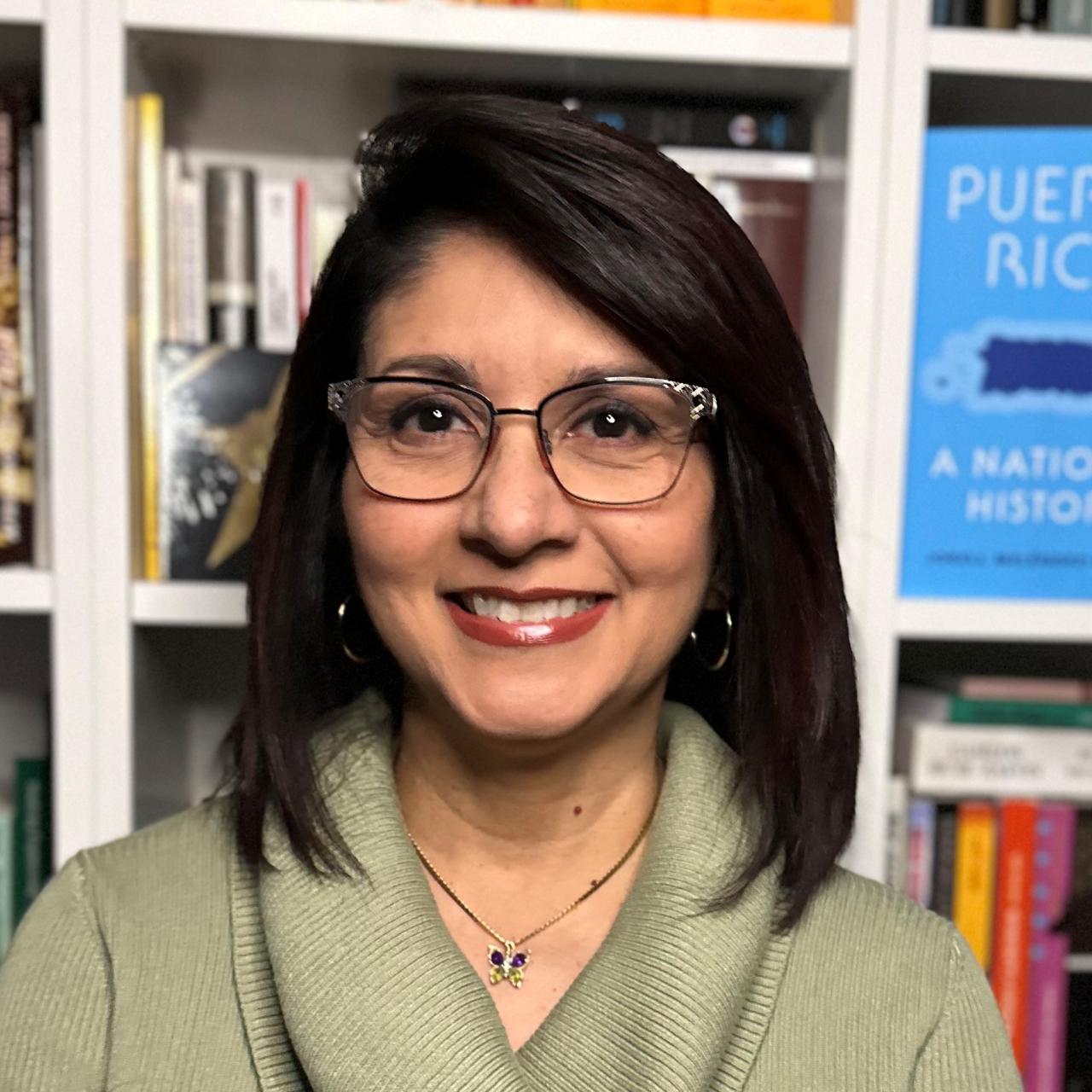 Sandra Soto-Caban headshot