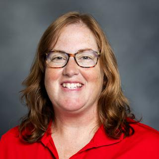 Amy Mangus headshot.