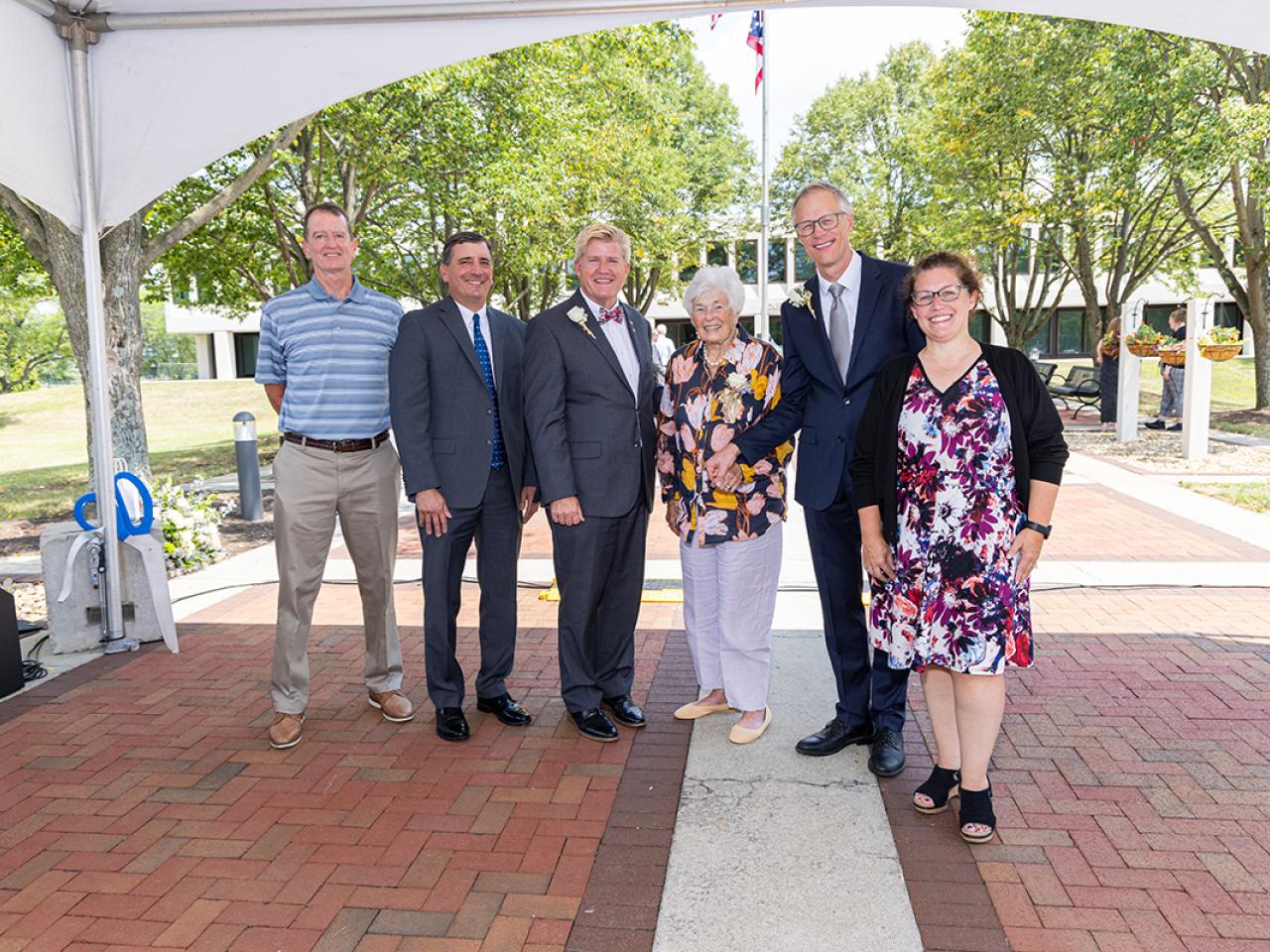 Portrait of Louella Reese, COTC President John Berry, Ohio State Newark Dean Bill MacDonald, and others at the ribbon cutting ceremony of the newly renovated Hodges Hall.